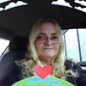 Meet your Posher, Ada